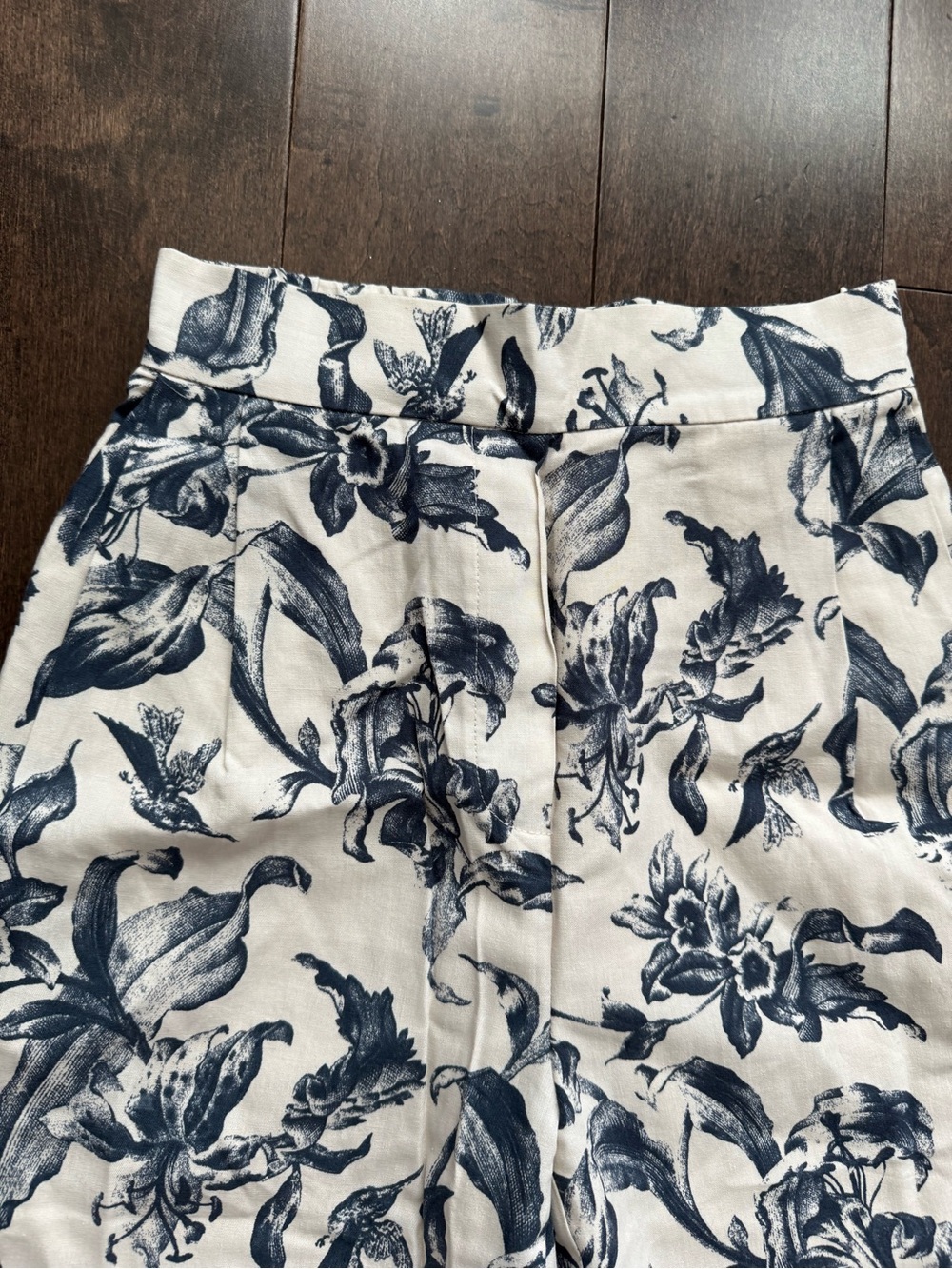 Frank & Oak White Wide Leg Floral Pants with Navy Print - Picture 2 of 5